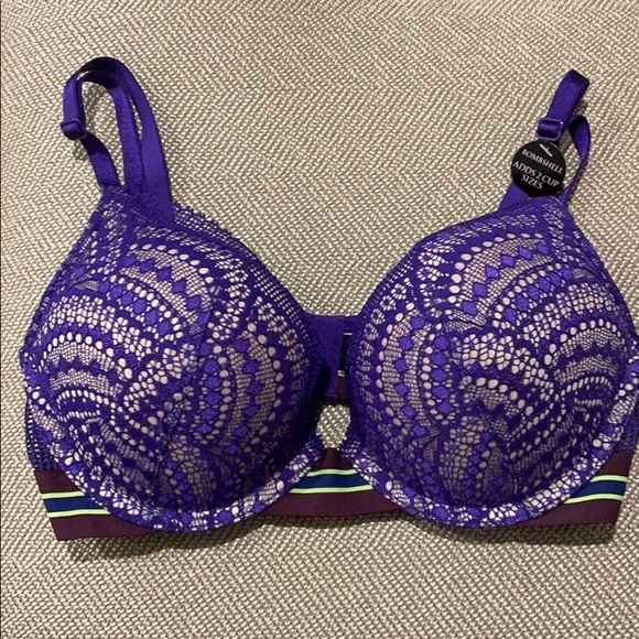 Victoria's Secret Other - Victorias Secret Lace Bombshell Bra